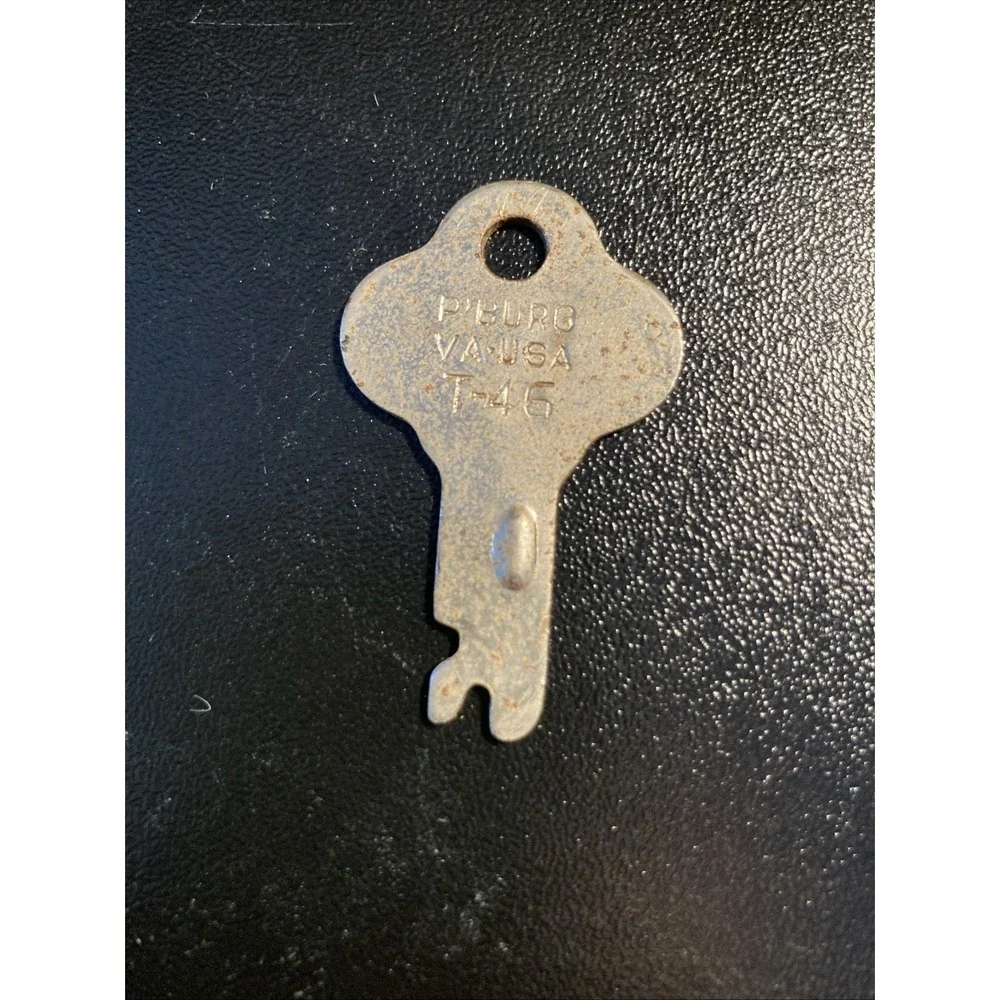 Long‎ Lock Company Vintage Key T-46 Petersburg Virginia USA